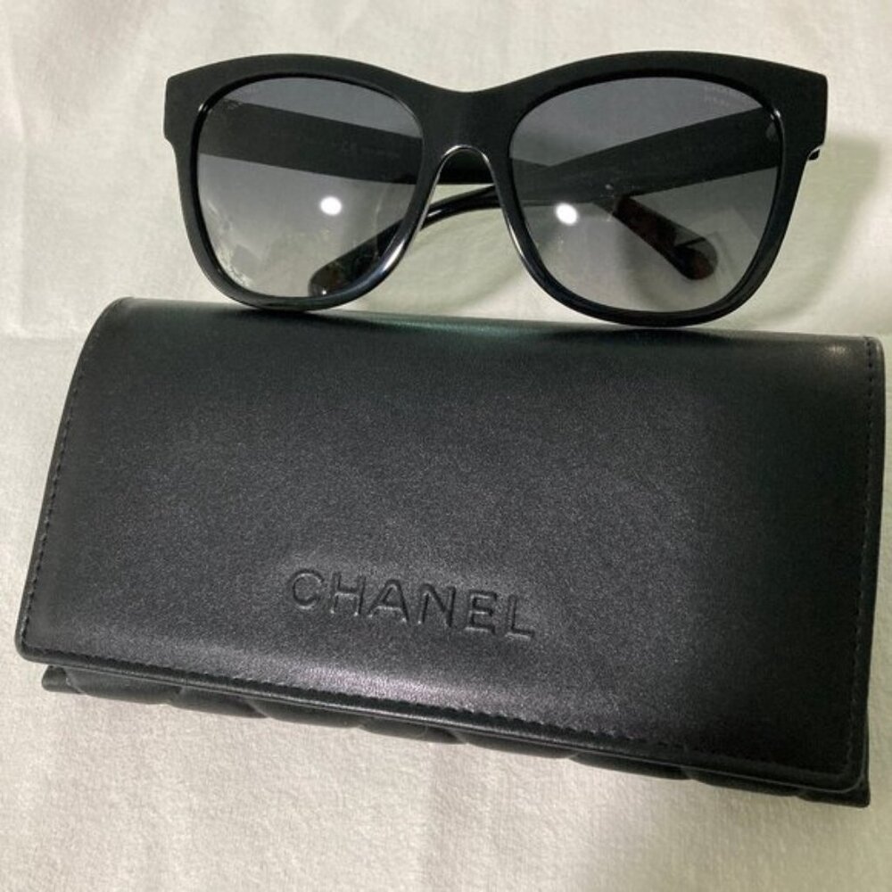 CHANEL Black Square 5380 Polarized Sunglasses
